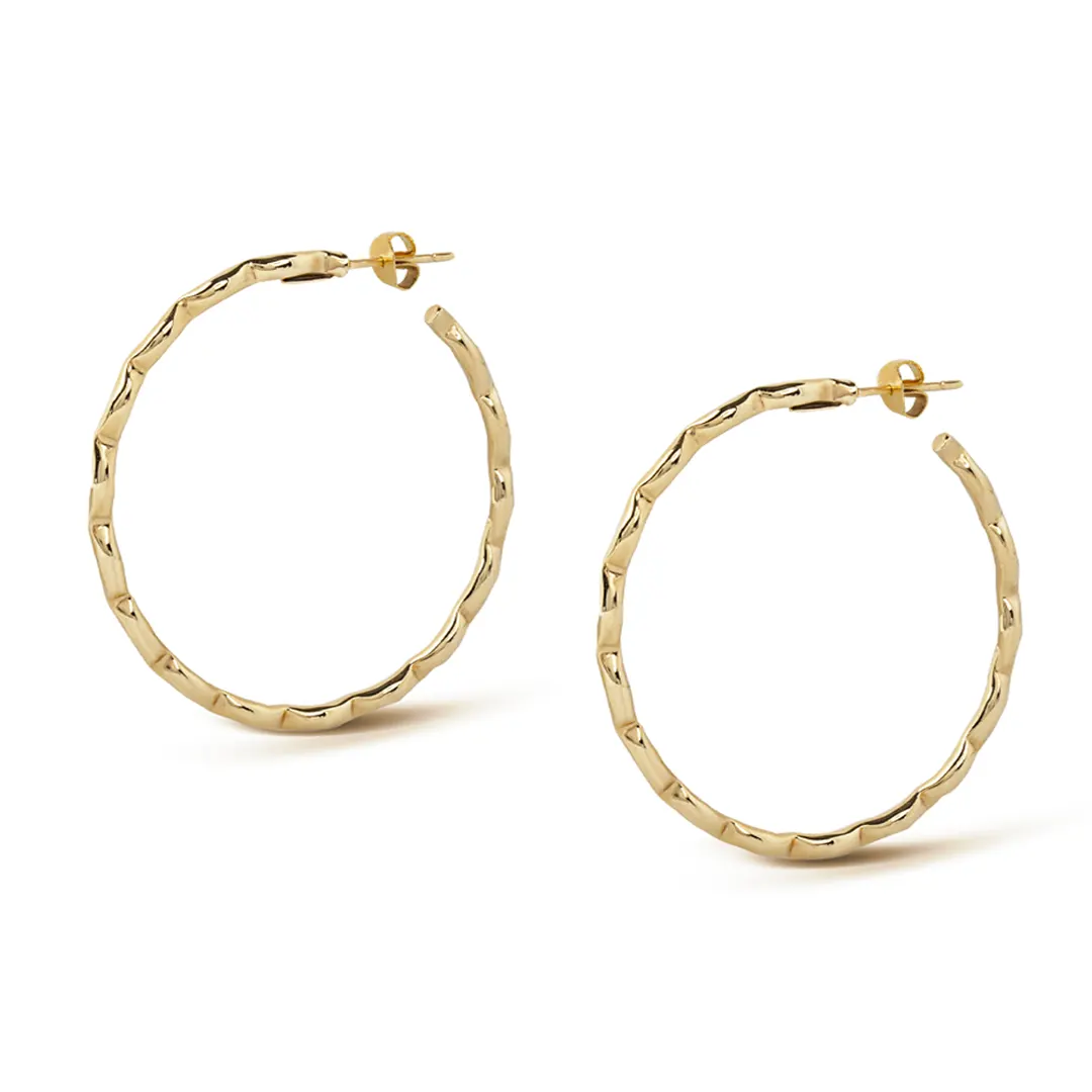 14K Gold big round hoops with pattern - Image 2