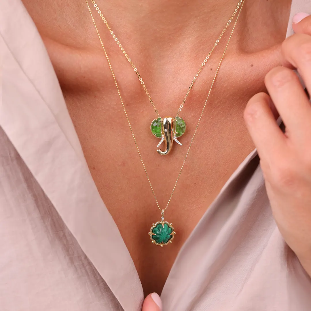14K Gold Flower Necklace with Malachite Gemstone - Image 2