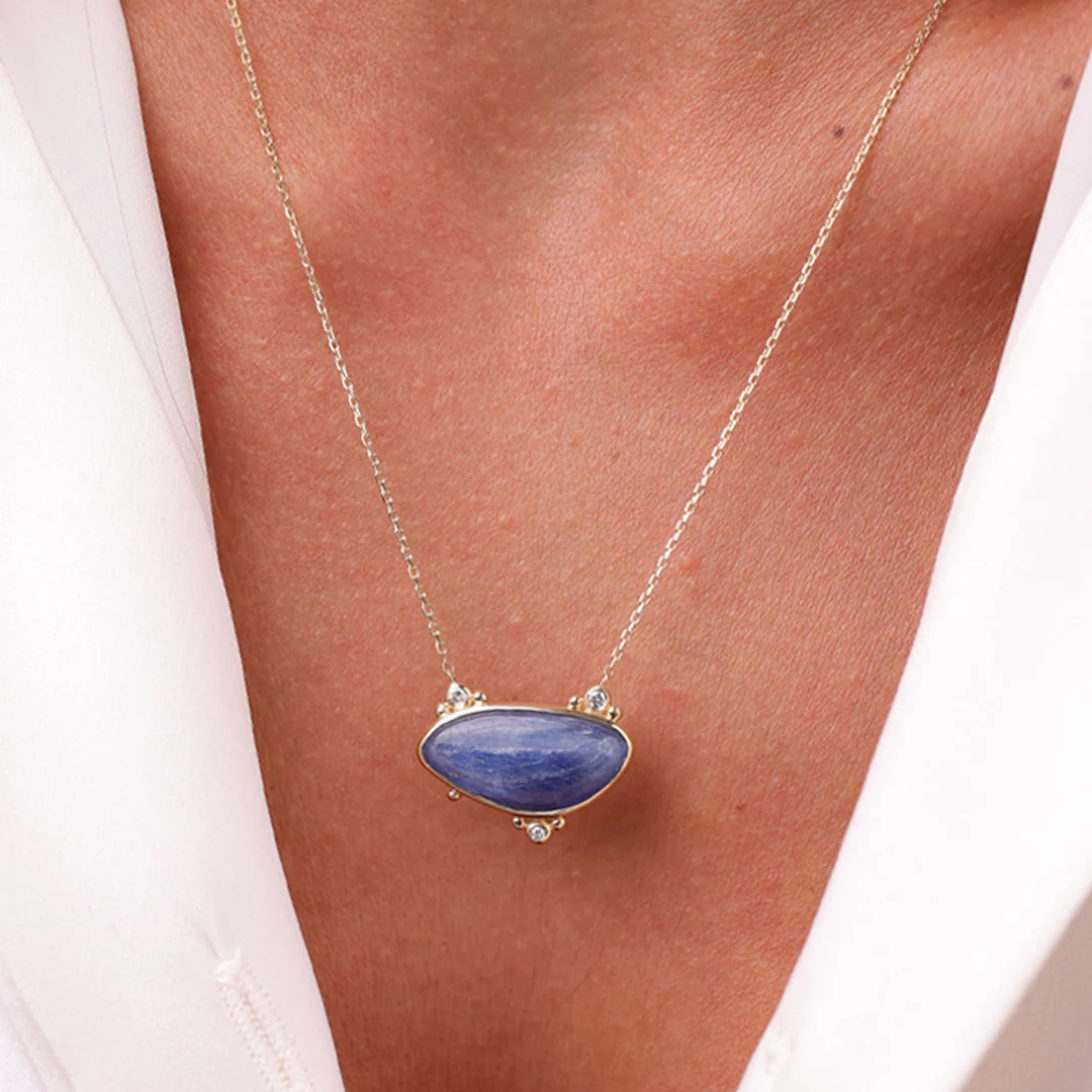 14K Gold Irregular Horizontal Kyanite Necklace with 3 Diamonds - Image 3