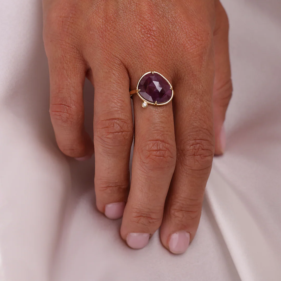 14K Gold Irregular Rose cut Ruby Ring with a Diamond - Image 3