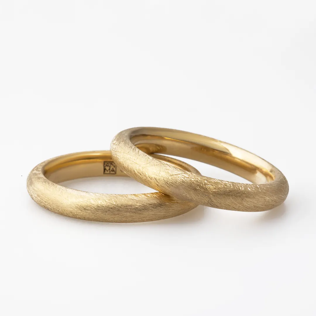 14K Gold Thick Band Ring - Image 2