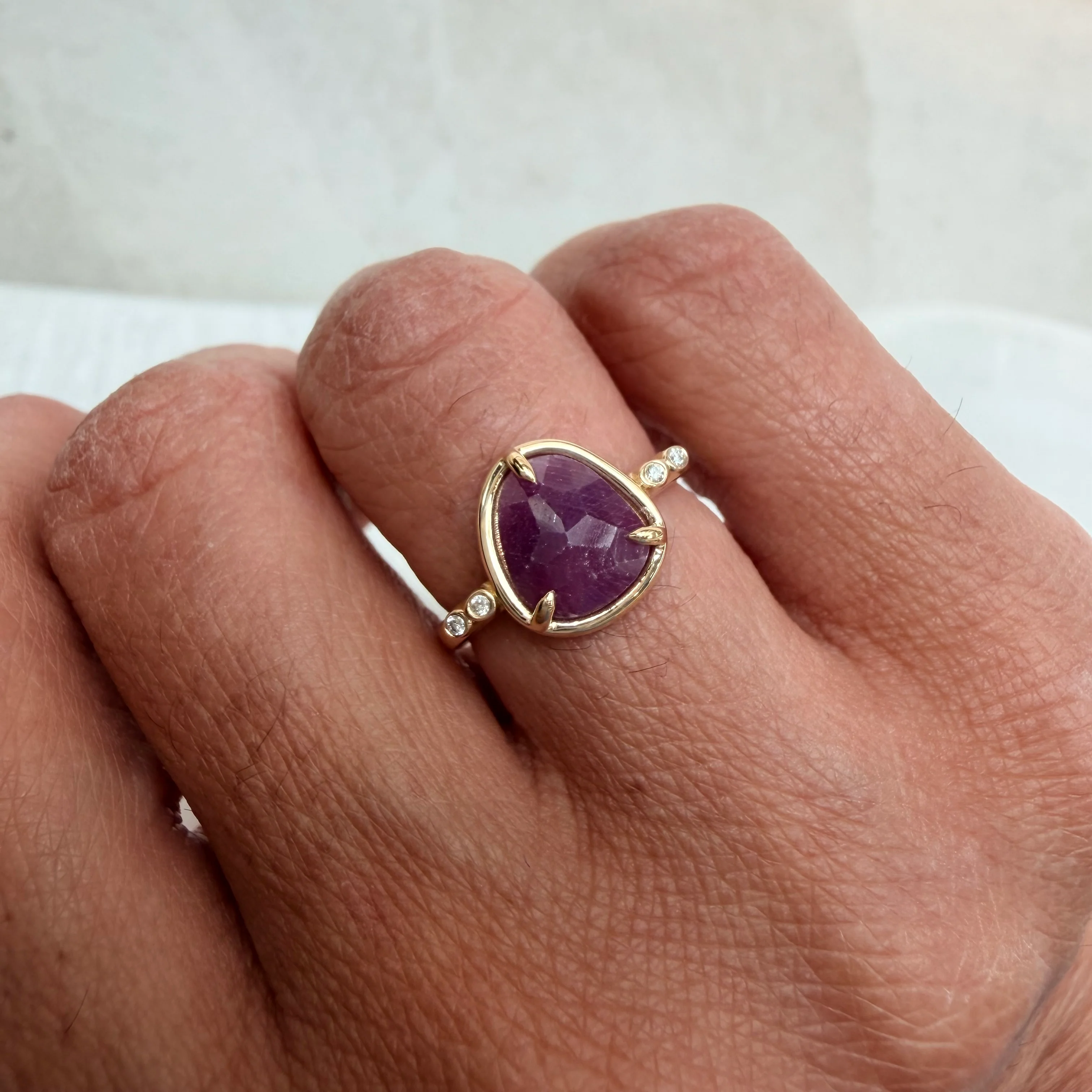 Red Essence – 14K Gold Ring with Ruby & Diamonds - Image 2