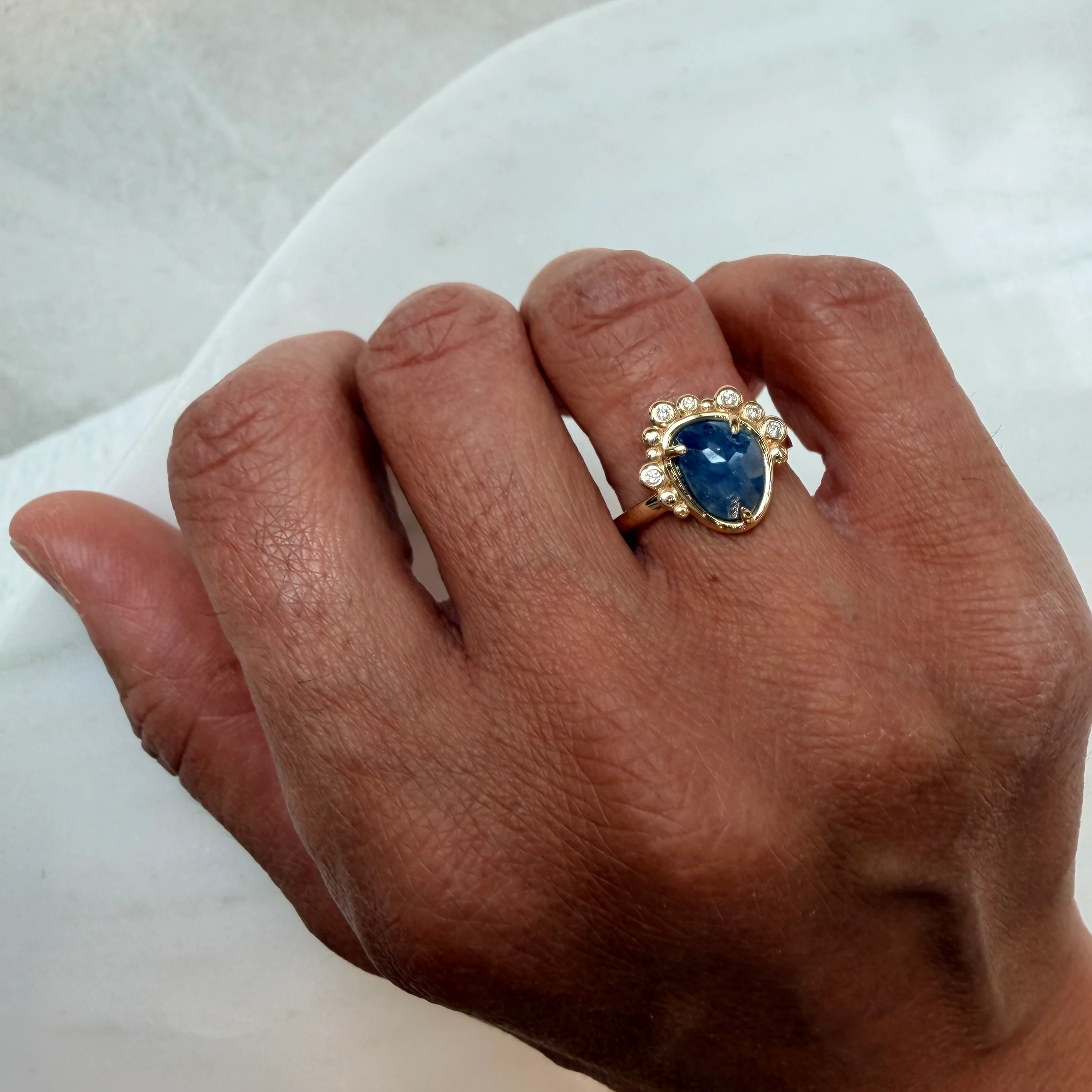 Velvet Tide  – 14K Gold Ring with Sapphire & Diamonds - Image 2