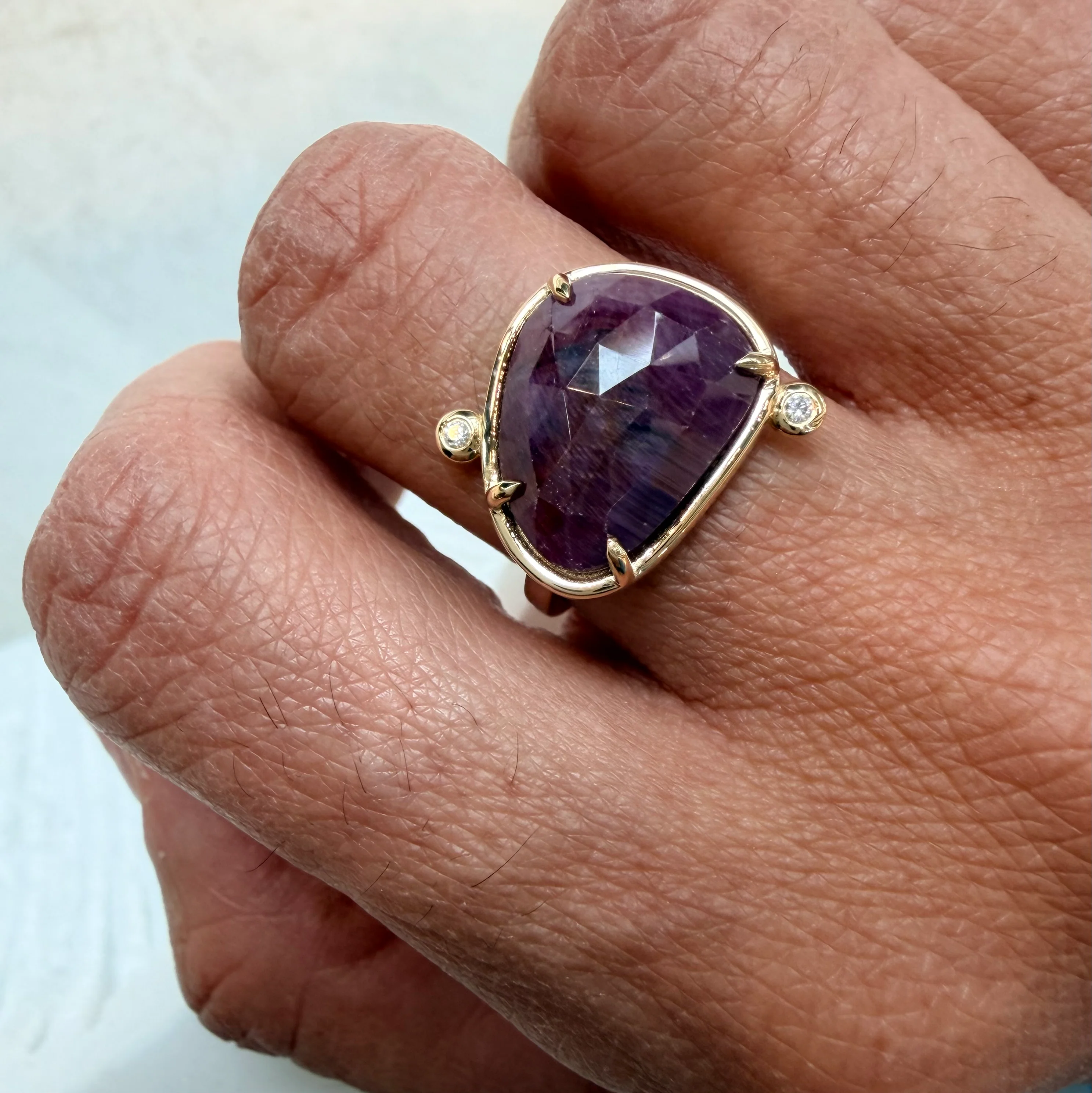 Red Velvet Kiss– 14K Gold Ring with Ruby & Diamonds - Image 4