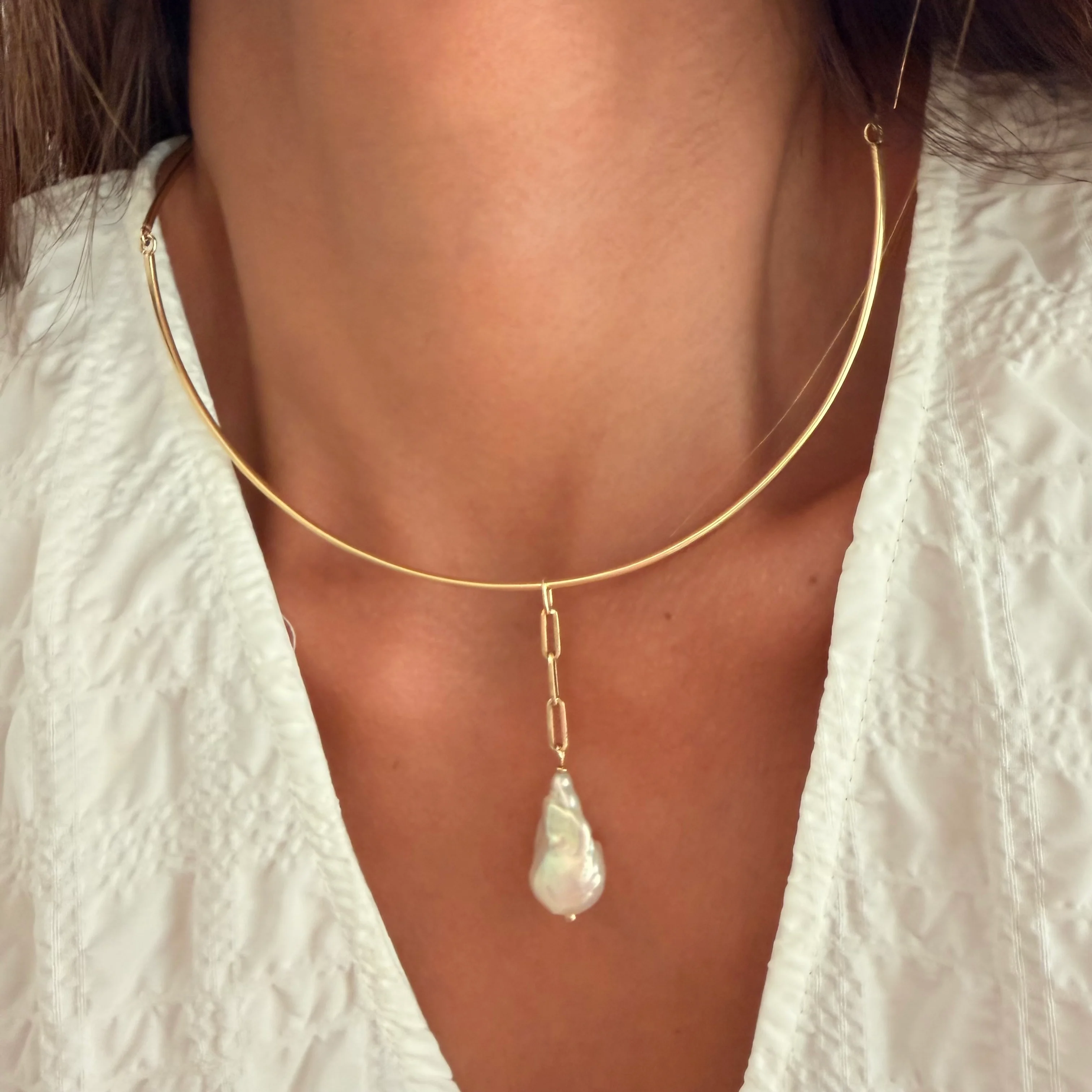 Medium Baroque Pearl Chain Motif - Image 11