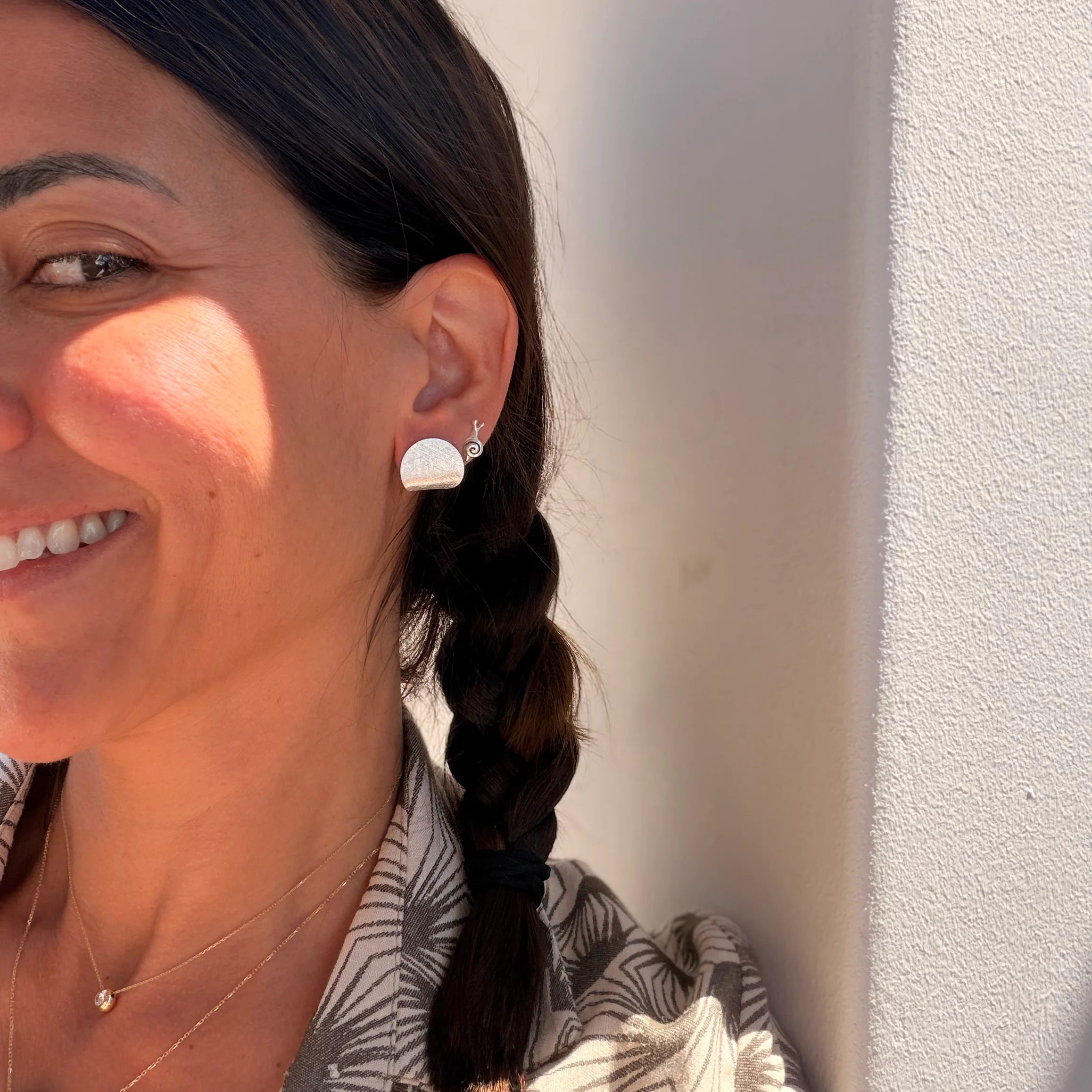 Round Fold Earrings - Image 5