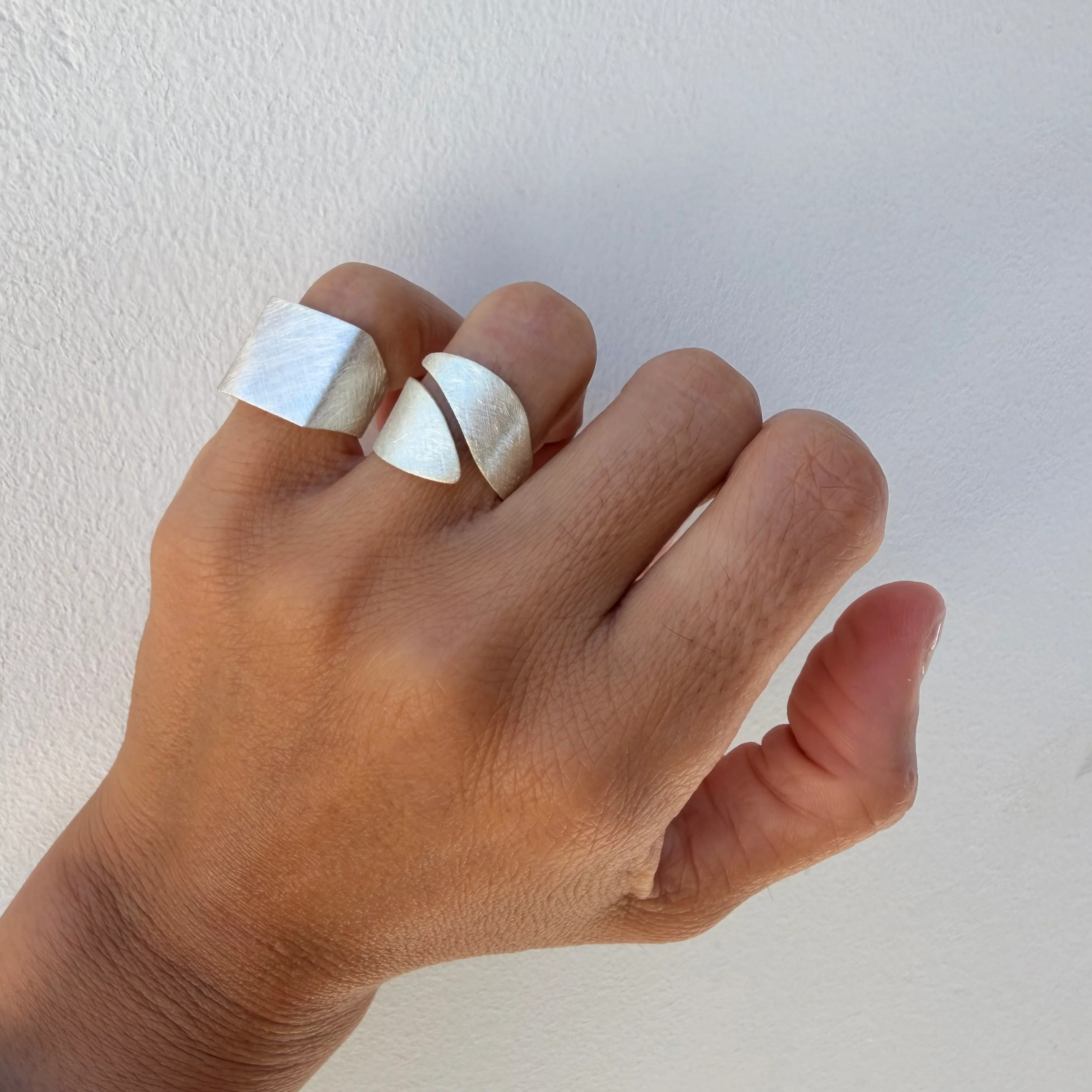 Short Leaf Ring - Image 3