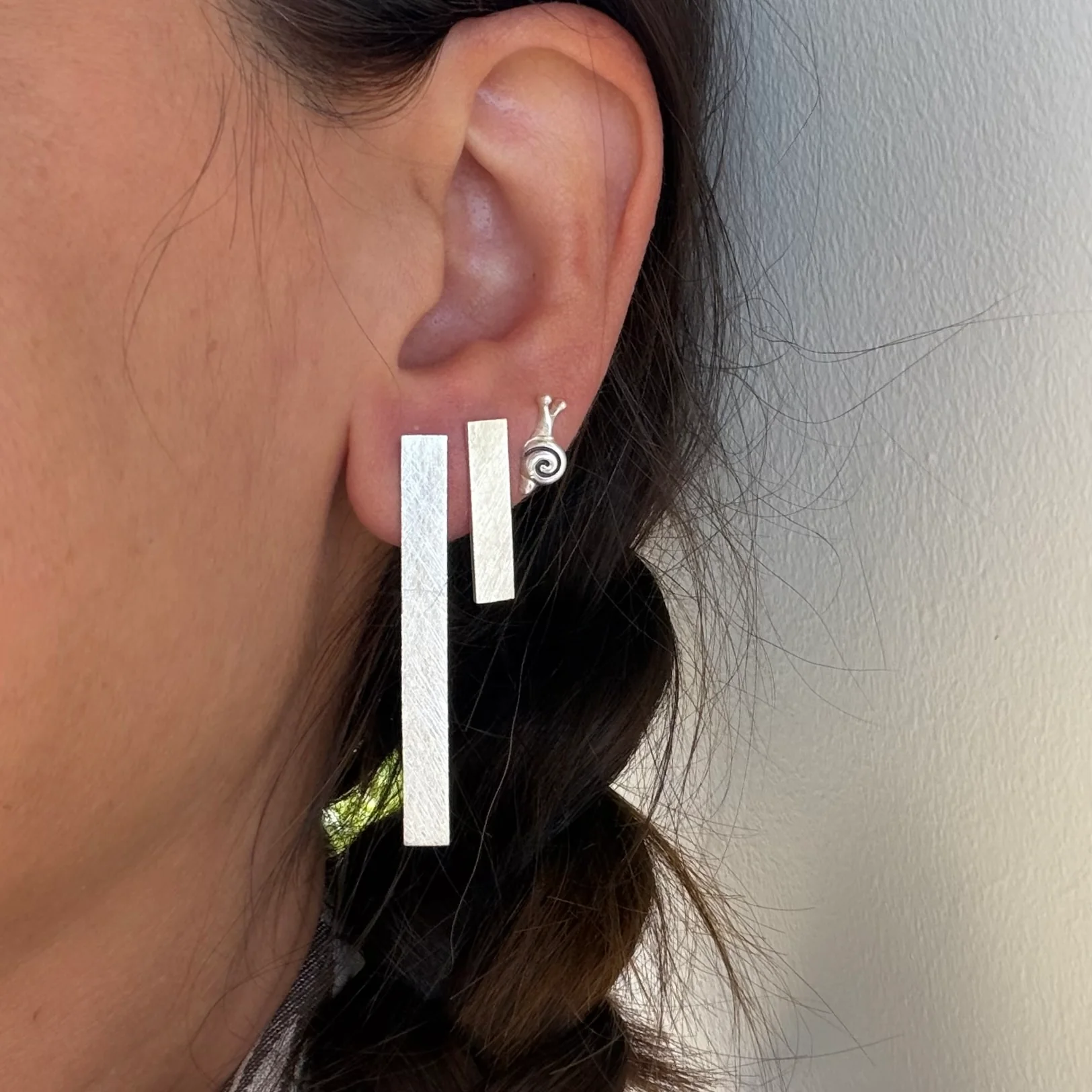 Short Line Earrings - Image 3