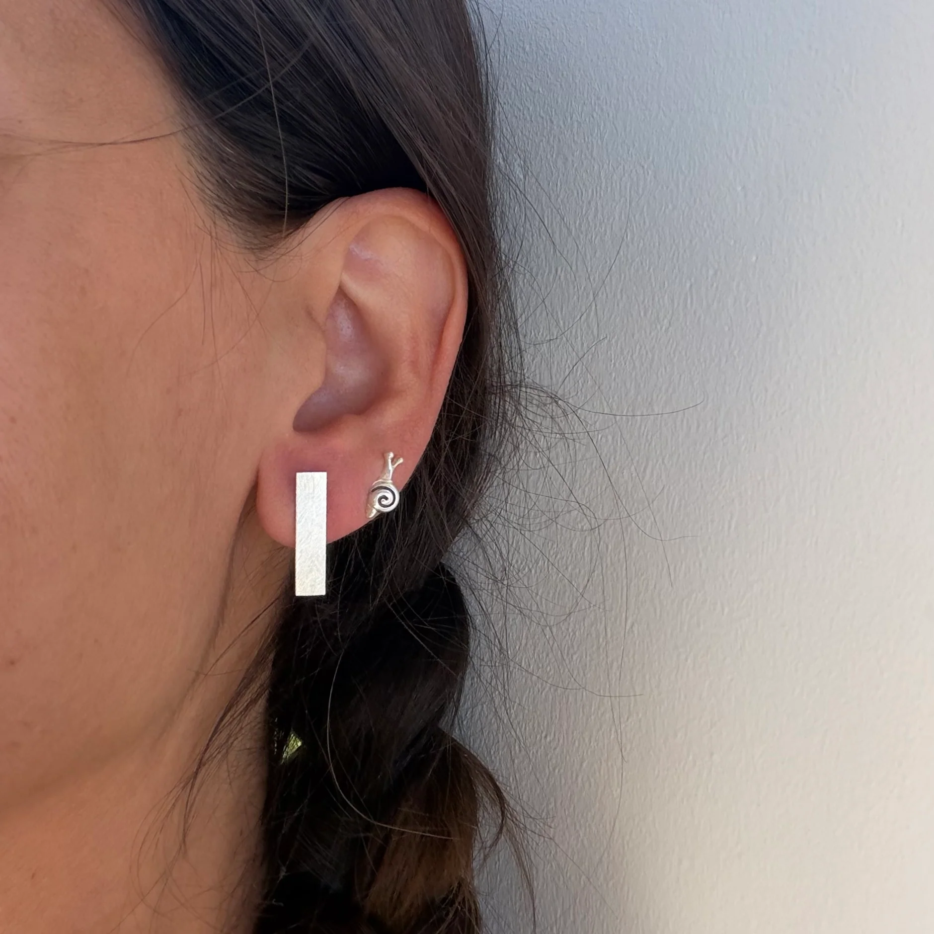 Short Line Earrings - Image 5