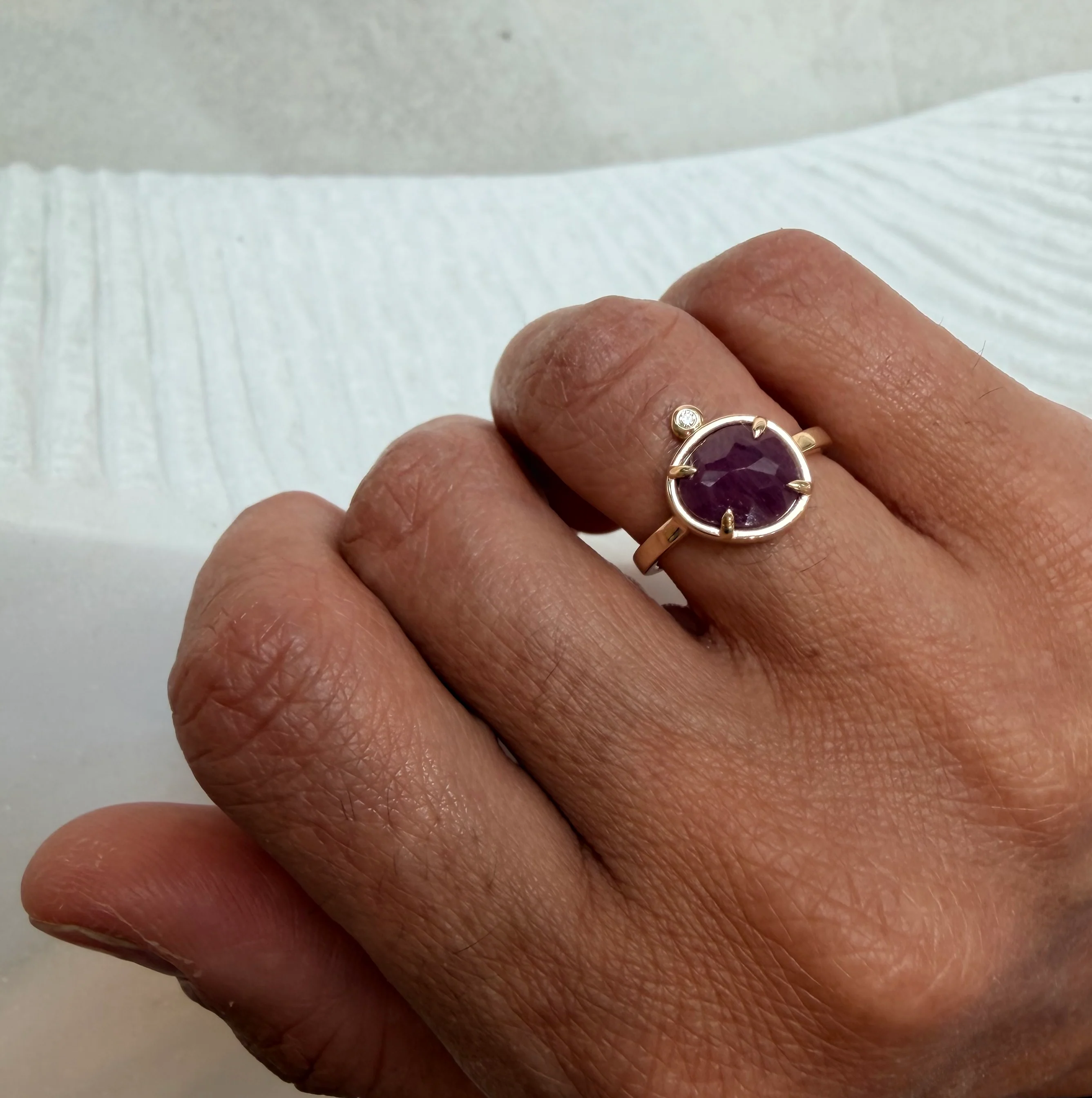 Silent Fire – 14K Gold Ring with Ruby & Diamond - Image 7